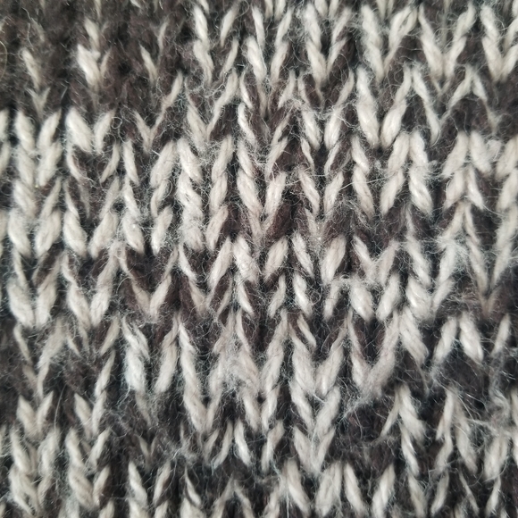 Silvia Novelli sweater - Picture 3 of 11